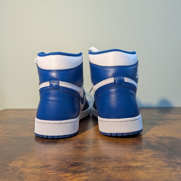 2016 Air Jordan 1 Retro High OG "Storm Blue" Size 8.5 style code 555088-127 - Picture 4 of 7
